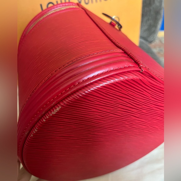 Cannes Epi Red - Picture 8 of 10